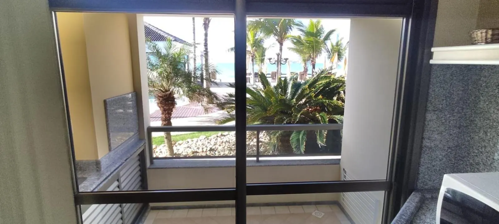 Florianópolis Golfinhos Aparthotel -Dois Dormitorios Frente Ao Mar!!! ברזיל